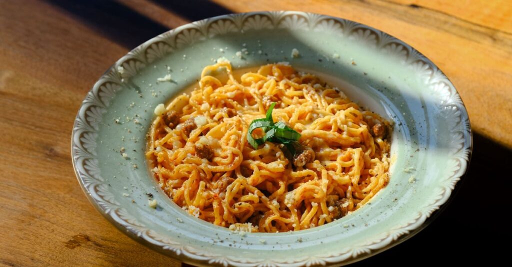 Macarrão à Carbonara: Rápido e Saboroso